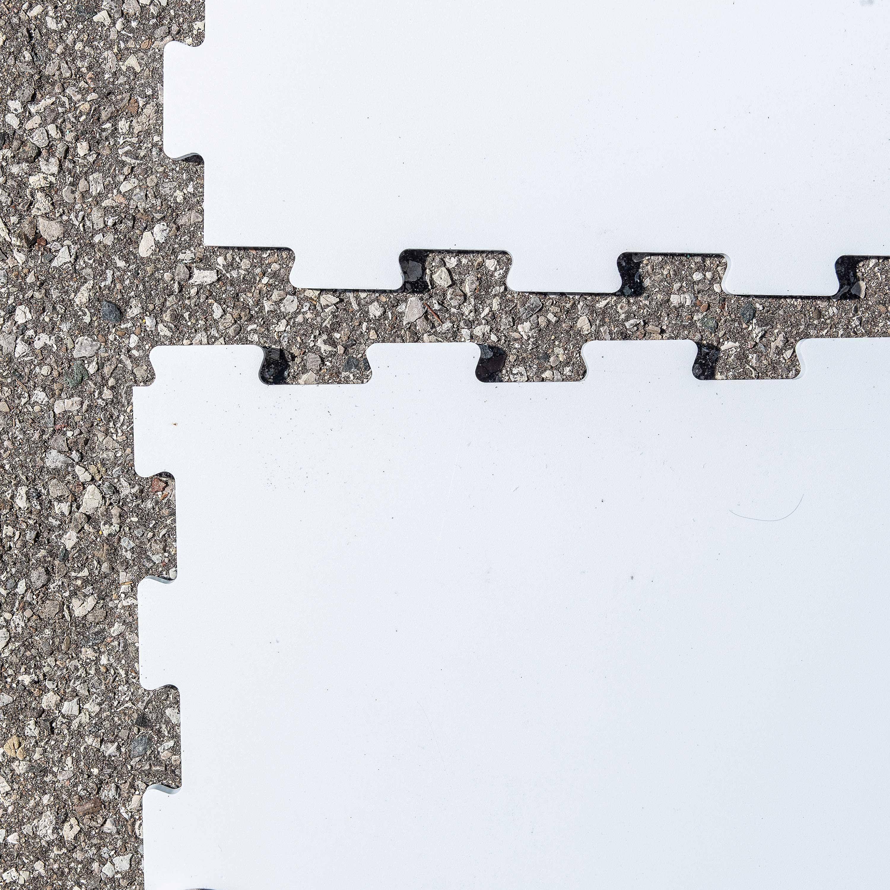 Extreme Glide Synthetic Ice - Image 11